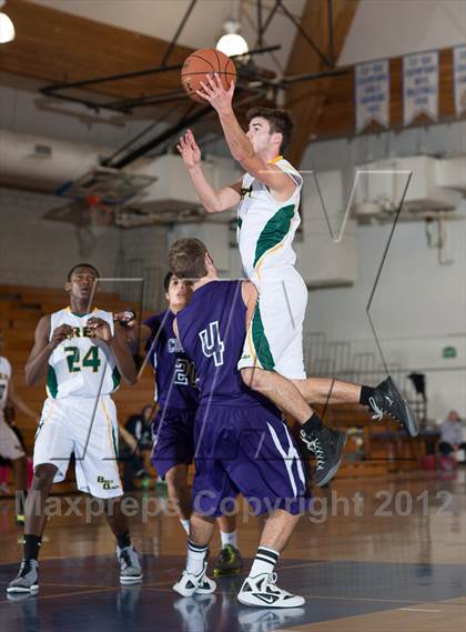 Thumbnail 2 in Spanish Springs vs Brea Olinda (Torrey Pines Holiday Classic) photogallery.