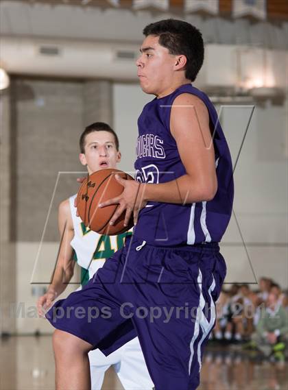 Thumbnail 1 in Spanish Springs vs Brea Olinda (Torrey Pines Holiday Classic) photogallery.