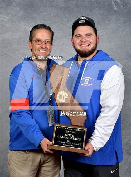 Thumbnail 1 in St. Vincent de Paul (CIF State Div. 4-AA Awards) photogallery.