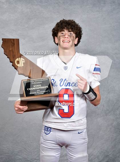 Thumbnail 2 in St. Vincent de Paul (CIF State Div. 4-AA Awards) photogallery.