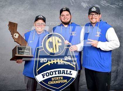 Thumbnail 1 in St. Vincent de Paul (CIF State Div. 4-AA Awards) photogallery.