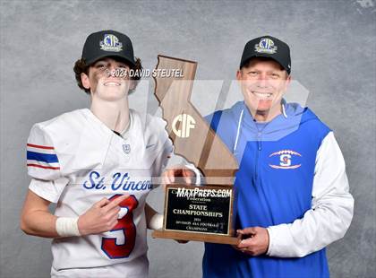 Thumbnail 3 in St. Vincent de Paul (CIF State Div. 4-AA Awards) photogallery.