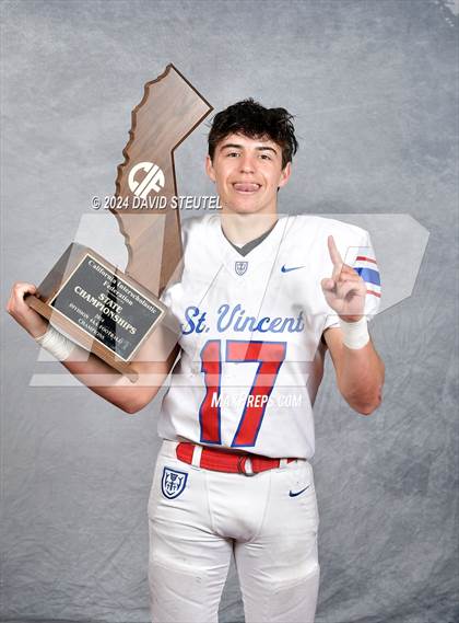 Thumbnail 1 in St. Vincent de Paul (CIF State Div. 4-AA Awards) photogallery.