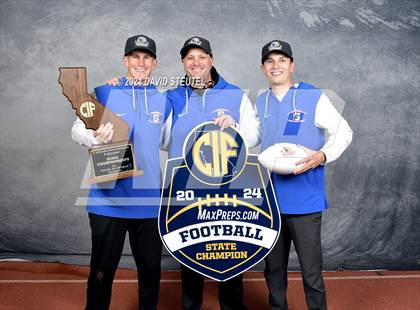 Thumbnail 3 in St. Vincent de Paul (CIF State Div. 4-AA Awards) photogallery.
