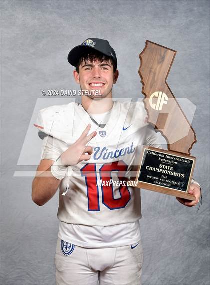Thumbnail 2 in St. Vincent de Paul (CIF State Div. 4-AA Awards) photogallery.
