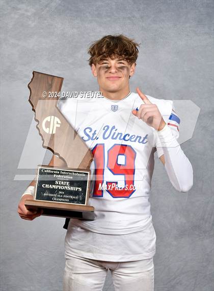 Thumbnail 2 in St. Vincent de Paul (CIF State Div. 4-AA Awards) photogallery.