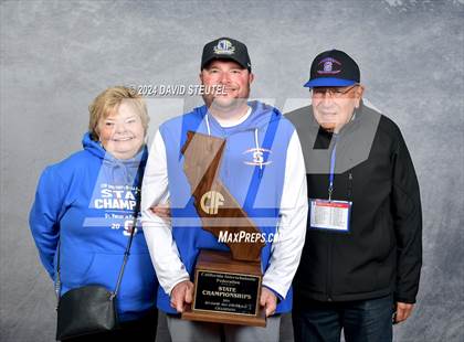 Thumbnail 2 in St. Vincent de Paul (CIF State Div. 4-AA Awards) photogallery.