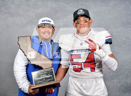 Thumbnail 2 in St. Vincent de Paul (CIF State Div. 4-AA Awards) photogallery.