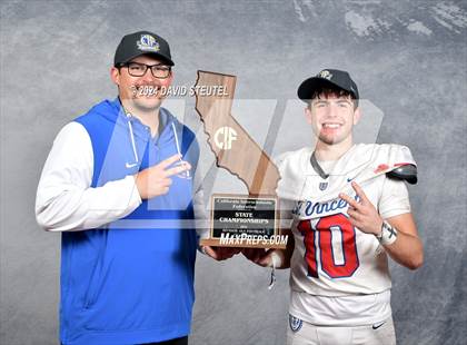 Thumbnail 2 in St. Vincent de Paul (CIF State Div. 4-AA Awards) photogallery.