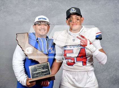 Thumbnail 3 in St. Vincent de Paul (CIF State Div. 4-AA Awards) photogallery.