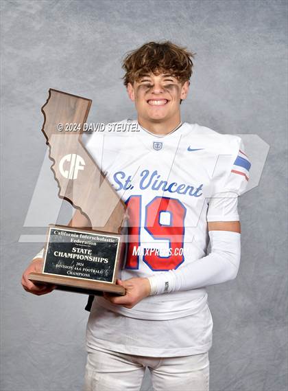 Thumbnail 3 in St. Vincent de Paul (CIF State Div. 4-AA Awards) photogallery.