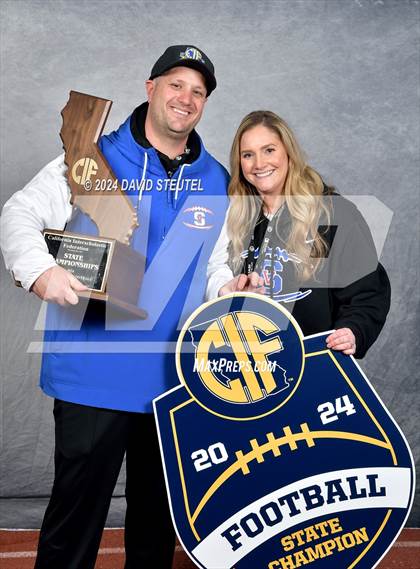 Thumbnail 1 in St. Vincent de Paul (CIF State Div. 4-AA Awards) photogallery.