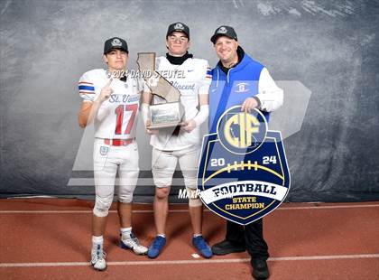 Thumbnail 2 in St. Vincent de Paul (CIF State Div. 4-AA Awards) photogallery.