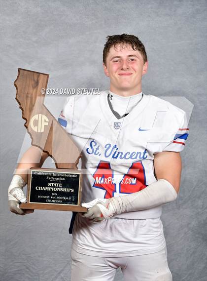 Thumbnail 3 in St. Vincent de Paul (CIF State Div. 4-AA Awards) photogallery.