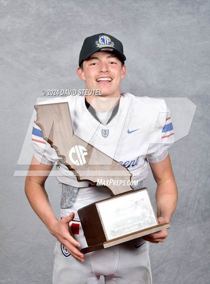 Thumbnail 3 in St. Vincent de Paul (CIF State Div. 4-AA Awards) photogallery.