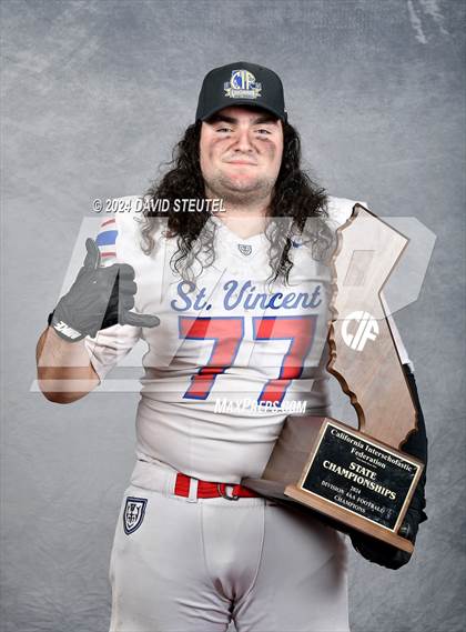 Thumbnail 2 in St. Vincent de Paul (CIF State Div. 4-AA Awards) photogallery.