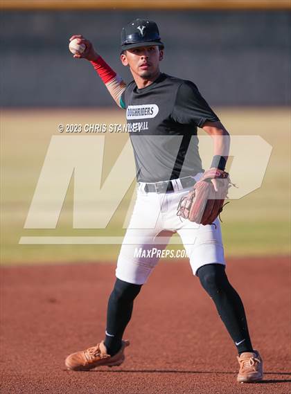 Thumbnail 3 in Kofa @ Youngker photogallery.