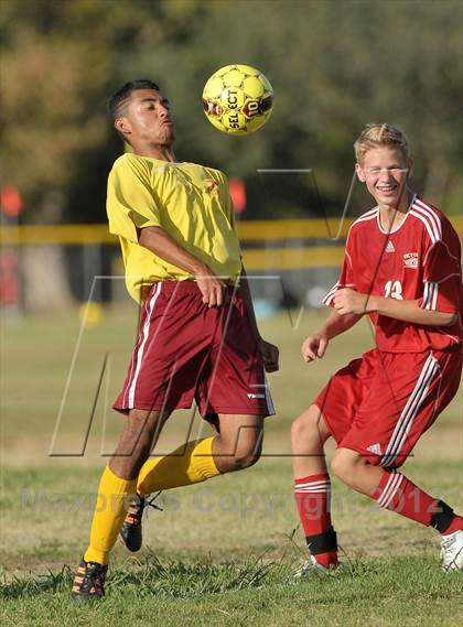Thumbnail 1 in Victory Christian @ Encina Prep photogallery.