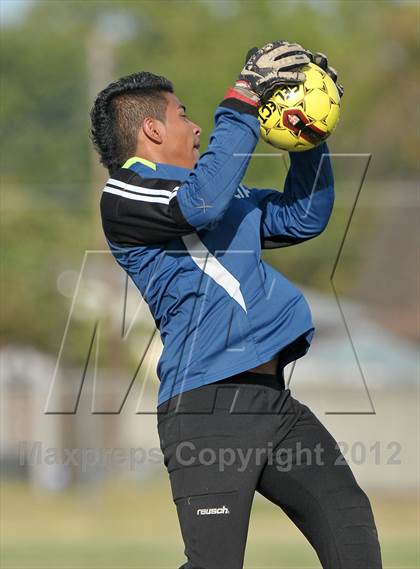 Thumbnail 2 in Victory Christian @ Encina Prep photogallery.