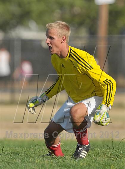 Thumbnail 2 in Victory Christian @ Encina Prep photogallery.