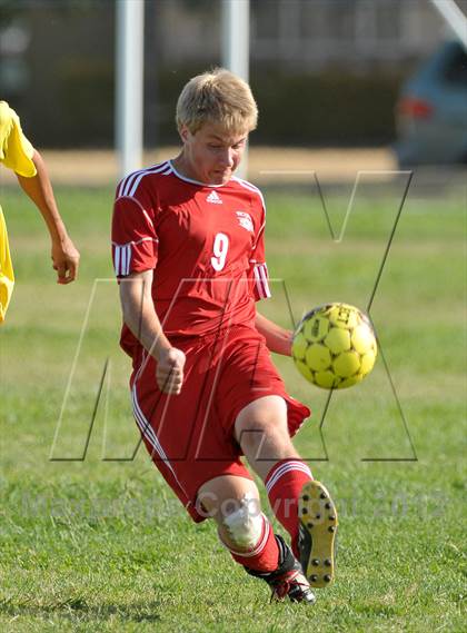Thumbnail 3 in Victory Christian @ Encina Prep photogallery.