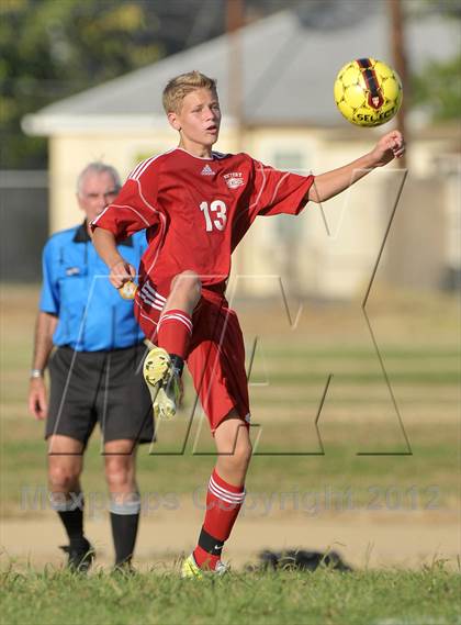 Thumbnail 1 in Victory Christian @ Encina Prep photogallery.
