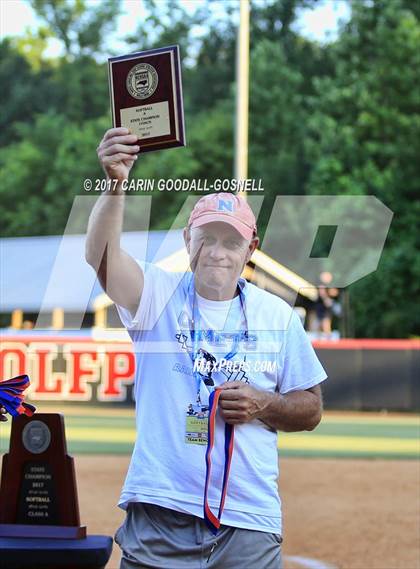 Thumbnail 2 in Whiteville vs. North Stanly (NCHSAA 1A Final, Game 3) photogallery.