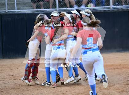 Thumbnail 2 in Whiteville vs. North Stanly (NCHSAA 1A Final, Game 3) photogallery.