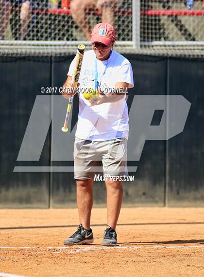 Thumbnail 1 in Whiteville vs. North Stanly (NCHSAA 1A Final, Game 3) photogallery.