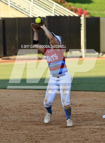 Thumbnail 2 in Whiteville vs. North Stanly (NCHSAA 1A Final, Game 3) photogallery.