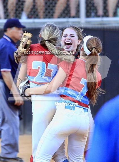 Thumbnail 3 in Whiteville vs. North Stanly (NCHSAA 1A Final, Game 3) photogallery.