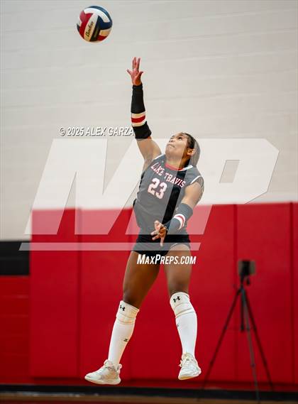 Thumbnail 1 in Clark vs. Lake Travis photogallery.