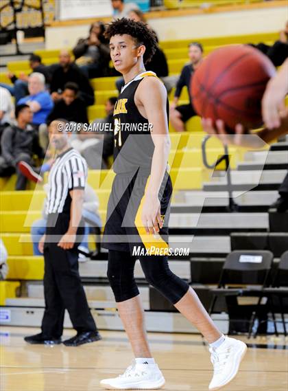 Thumbnail 3 in Clark vs. Bishop O'Dowd (Crush in the Valley) photogallery.
