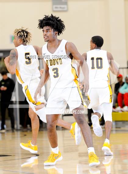 Thumbnail 3 in Clark vs. Bishop O'Dowd (Crush in the Valley) photogallery.
