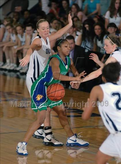 Thumbnail 2 in Ohio County vs Muhlenberg North (3rd Region Championship) photogallery.