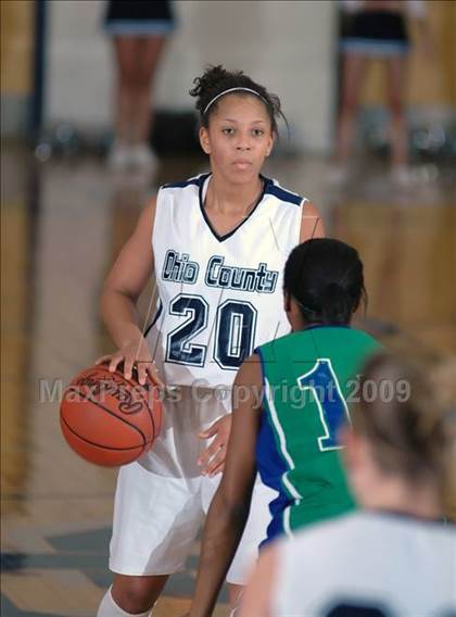 Thumbnail 3 in Ohio County vs Muhlenberg North (3rd Region Championship) photogallery.