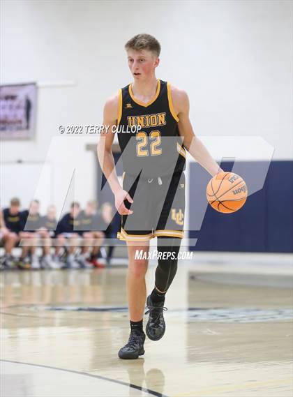 Thumbnail 3 in Union @ Summit Academy (UHSAA 3A Second Round) photogallery.