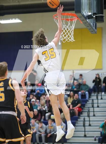 Thumbnail 1 in Union @ Summit Academy (UHSAA 3A Second Round) photogallery.