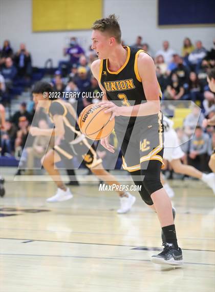 Thumbnail 3 in Union @ Summit Academy (UHSAA 3A Second Round) photogallery.