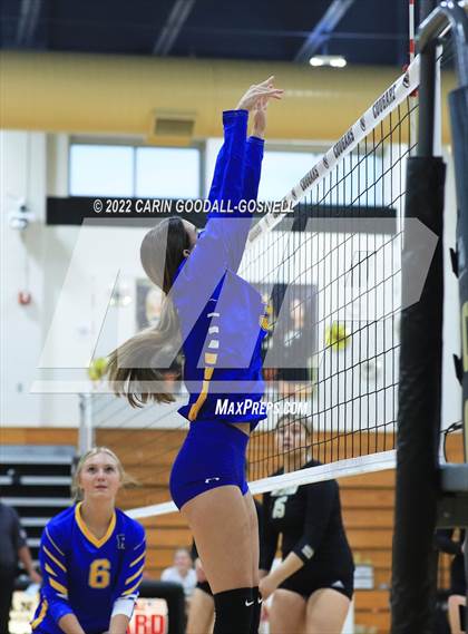 Thumbnail 1 in Richlands @ Croatan photogallery.
