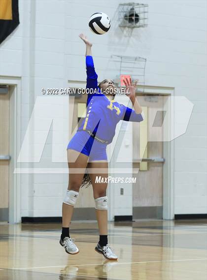 Thumbnail 3 in Richlands @ Croatan photogallery.