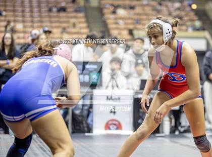 Thumbnail 1 in Sanger Apache Invitational photogallery.