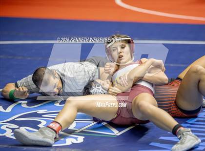 Thumbnail 1 in Sanger Apache Invitational photogallery.