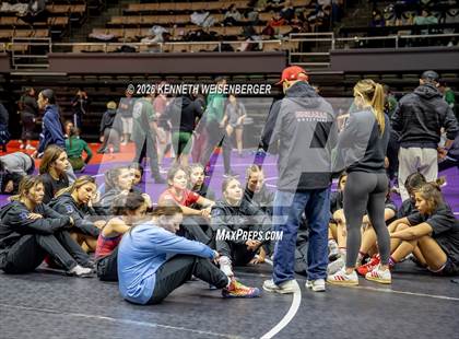 Thumbnail 1 in Sanger Apache Invitational photogallery.