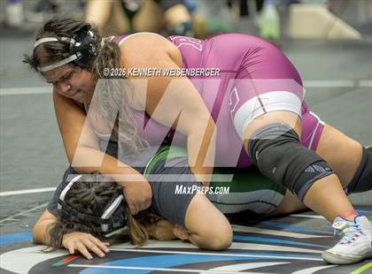 Thumbnail 3 in Sanger Apache Invitational photogallery.