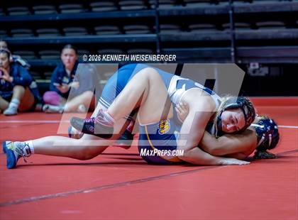 Thumbnail 1 in Sanger Apache Invitational photogallery.