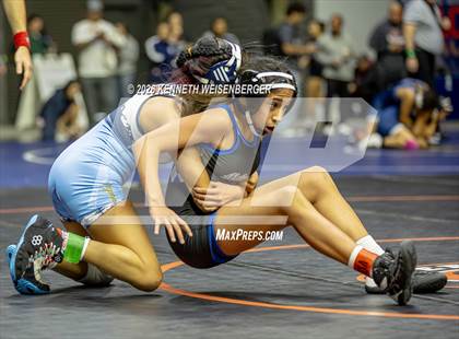 Thumbnail 2 in Sanger Apache Invitational photogallery.