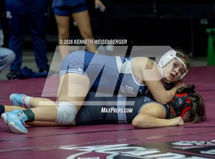 Thumbnail 3 in Sanger Apache Invitational photogallery.