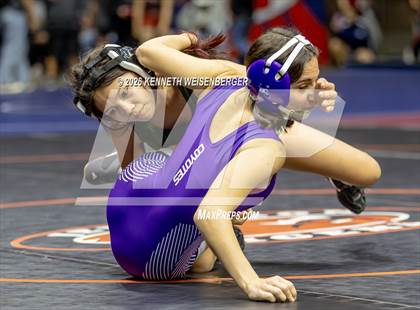 Thumbnail 3 in Sanger Apache Invitational photogallery.