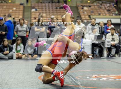 Thumbnail 3 in Sanger Apache Invitational photogallery.